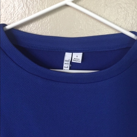 Elle Blue Peplum Top - Picture 2 of 2